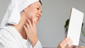 آموزش صحیح استفاده از کرم آبرسان پوست در روتین مراقبت از پوست